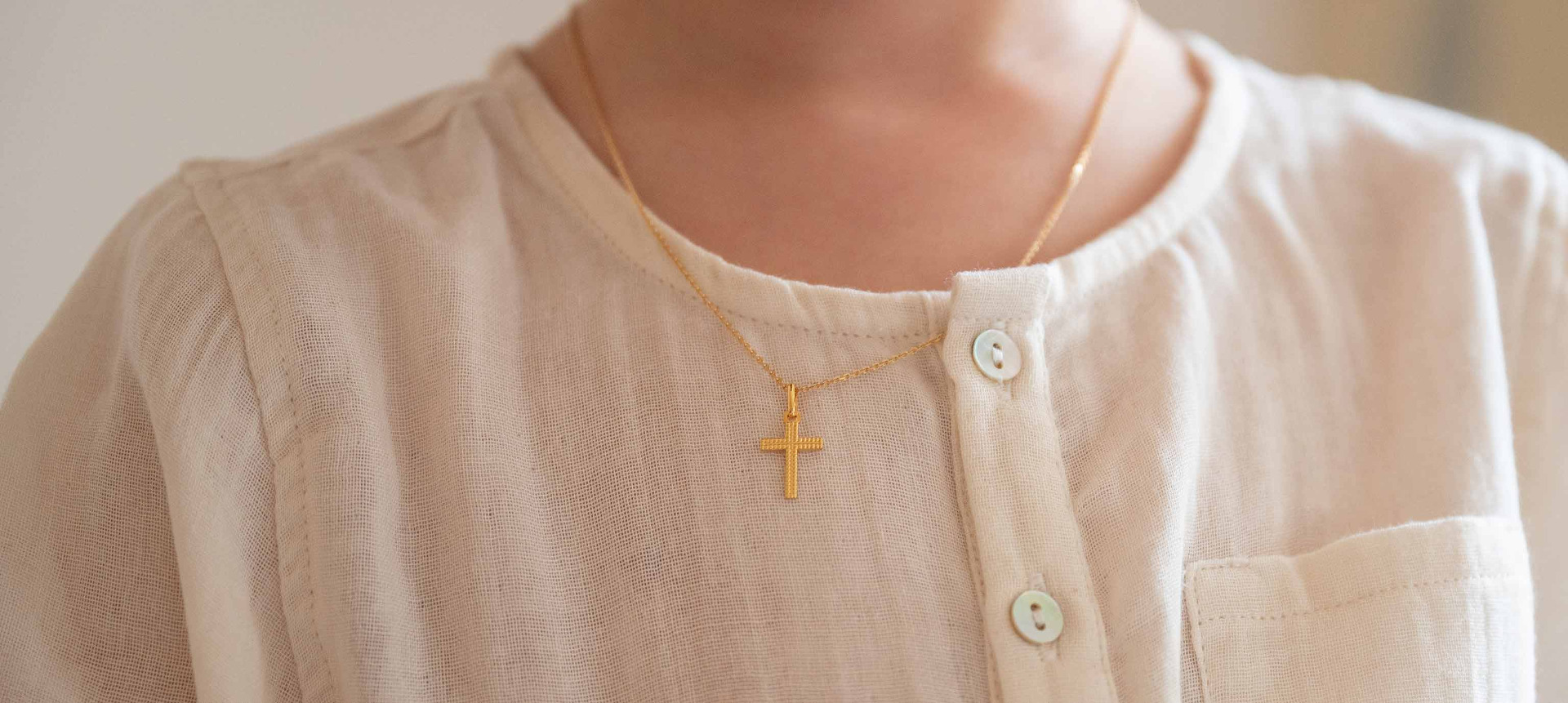 croix perlée communion